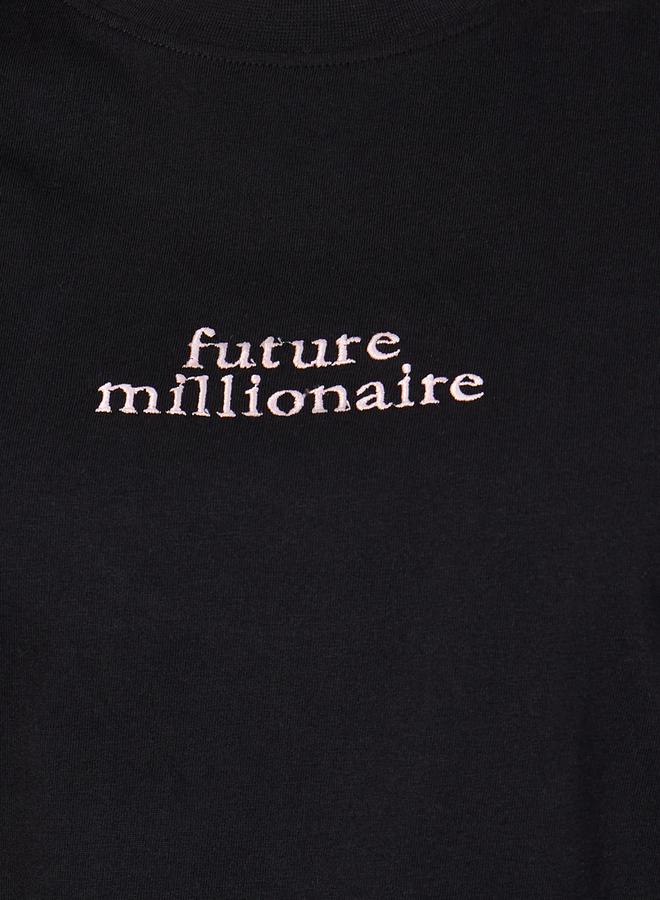 ستايلي تيشيرت فضفاض بكتابة مُطرّزة - Image 4